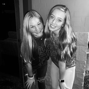 Meet your Posher, Savannah